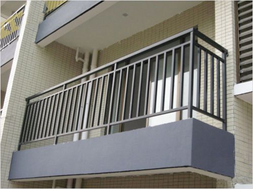 鋁合金護(hù)窗欄桿